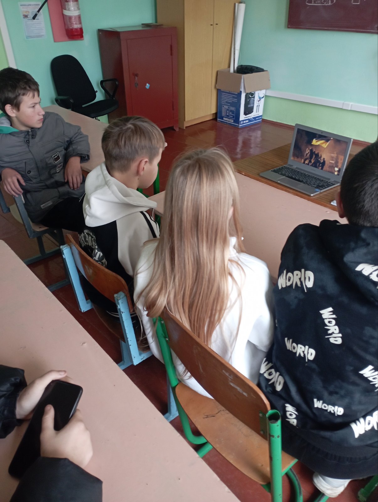 Img 13ab5b84b4594d861db58107ebb47d53 V